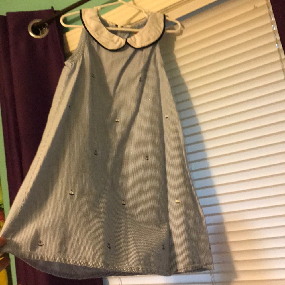 Girls dress